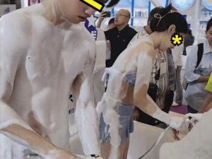 特大裸体洗澡BBw丰满引热议！从艺术到生活，如何打破刻板印象？