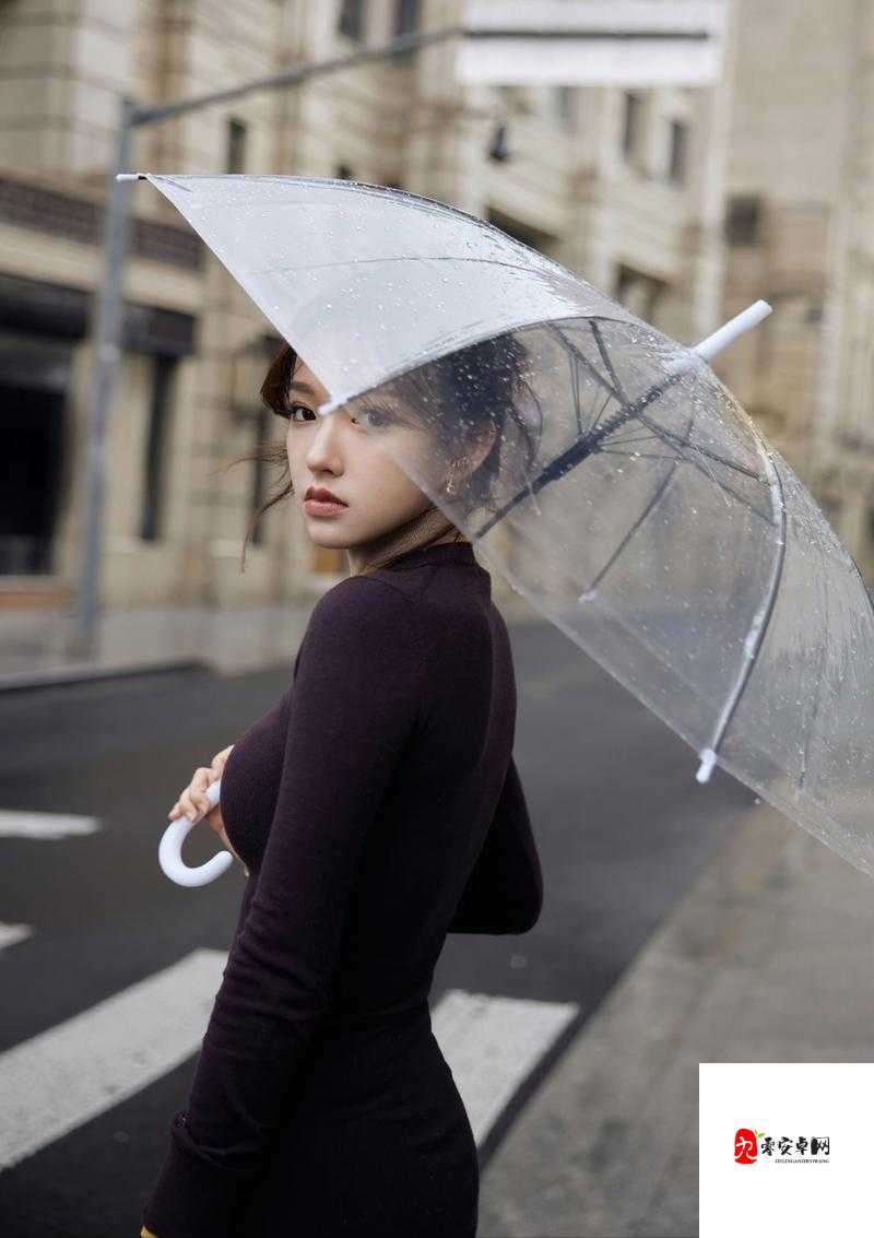 抱着程潇的嫩臀猛然挺进:明星身体叙事背后的社会浮沉