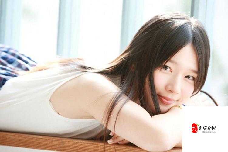 卡夫卡女被❌黄漫扒衣事件背后:社会文明的裂缝与守护者的觉醒
