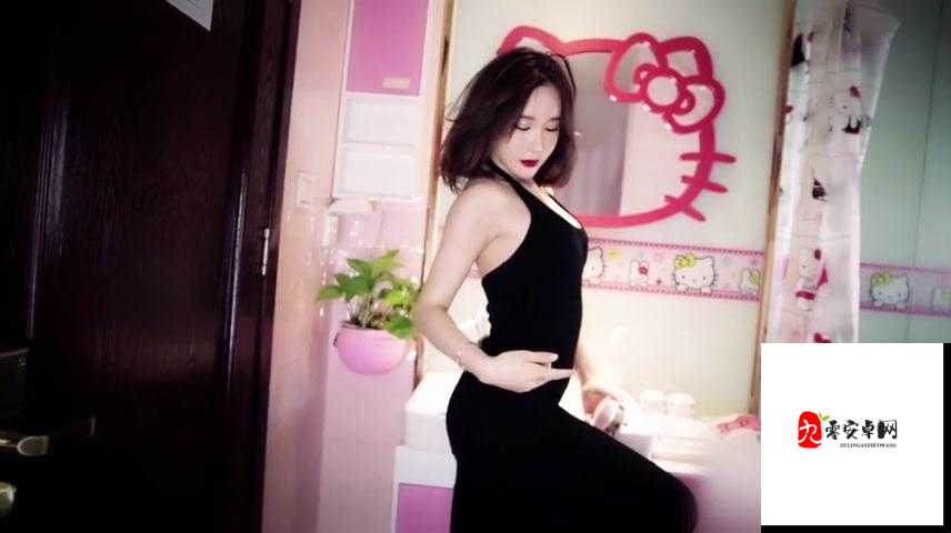 Jpnese丝袜女王调教:一场关于自我觉醒的精神仪式